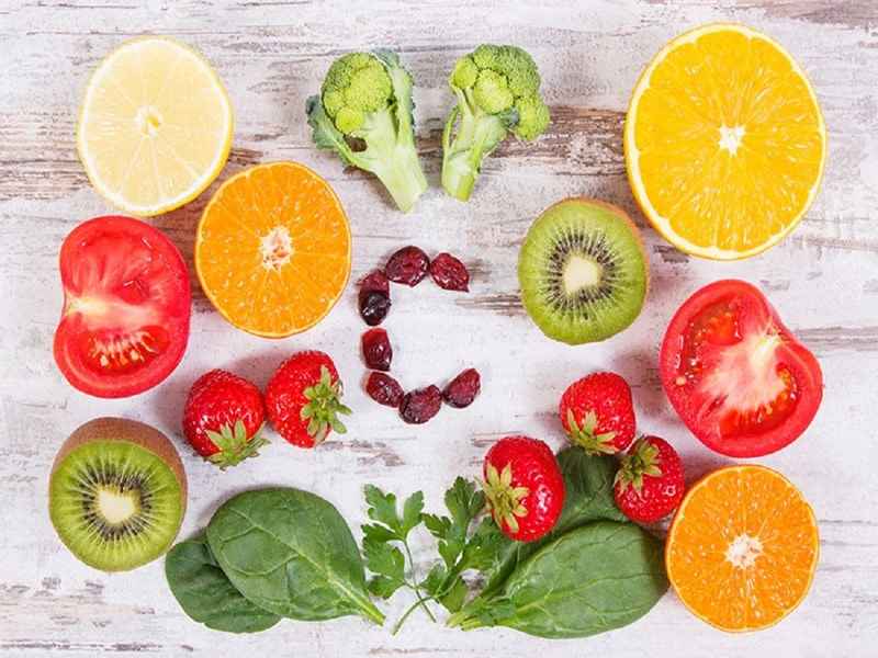 مواد غذایی شامل ویتامین سی